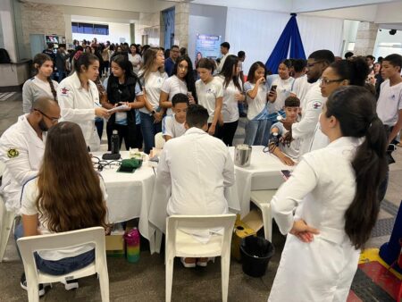 Unifat celebra o dia das Mães com ação especial de cuidado e acolhimento