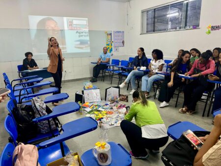 Semana de Pedagogia promoveu reflexão sobre os caminhos da ensinagem com palestras e oficinas formativas
