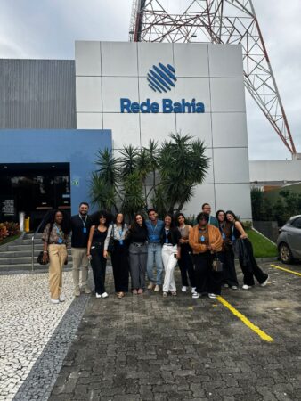 Estudantes de Jornalismo realizam visita técnica a veículos de comunicação em Salvador