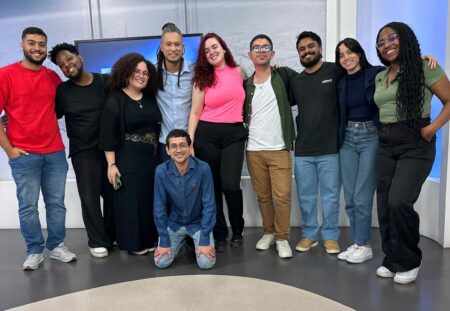 Estudantes de Jornalismo realizam visita técnica à TV Subaé