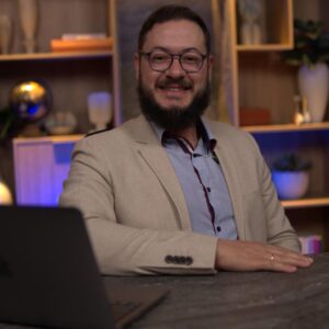 Além dos Livros: o peso do estresse e o bruxismo na vida universitária