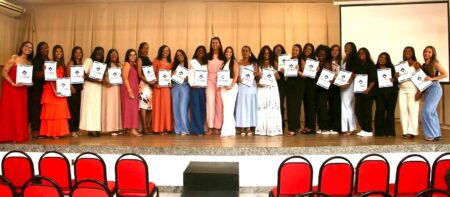 UniFat realiza solenidade de assinatura da ata de conclusão do curso de Pedagogia